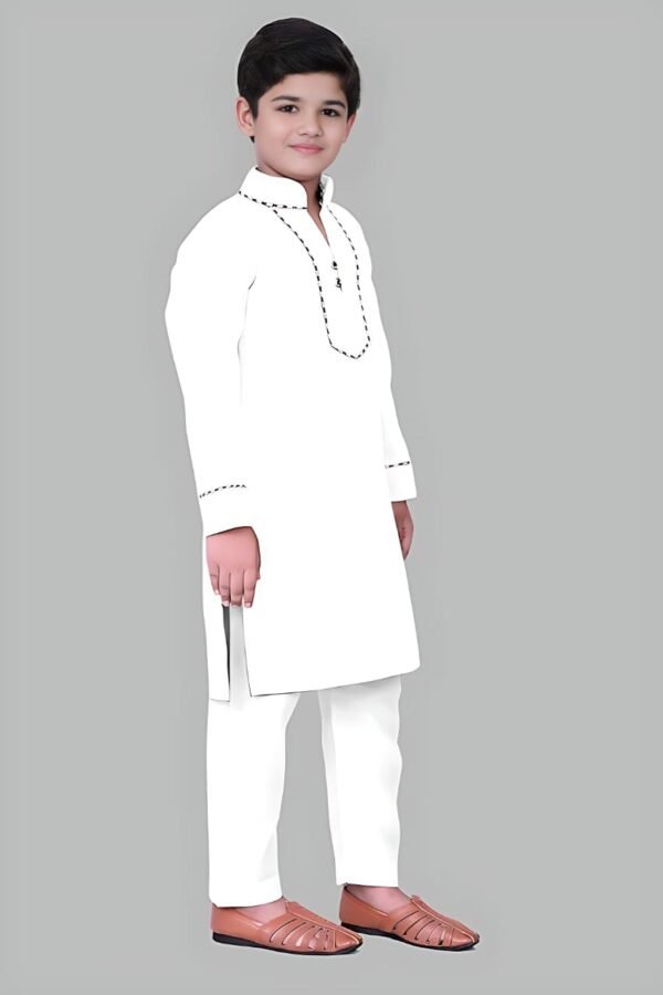Boys’ White Kurta Pyjama with Straight Collar and Piping Design - Image 4
